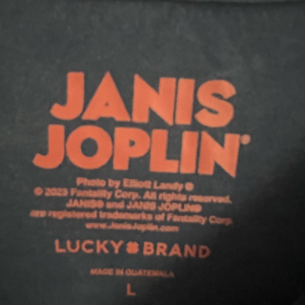 LUCKY BRAND Women’s Janis Joplin Tee-Size Large-Studded Graphic Rock Boho Shirt - Picture 7 of 12